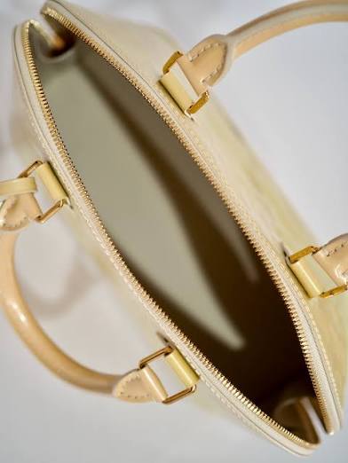 Louis Vuitton Alma Monogram Vernis Alma GM